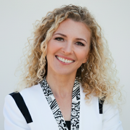 Dr. Carmen Simon